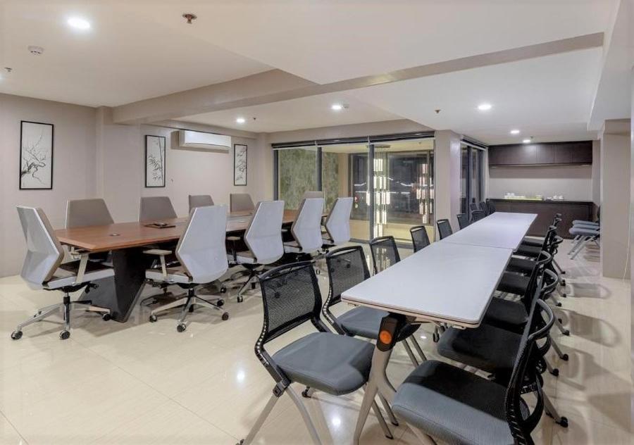 לגאזפי Hotel Inigo מראה חיצוני תמונה