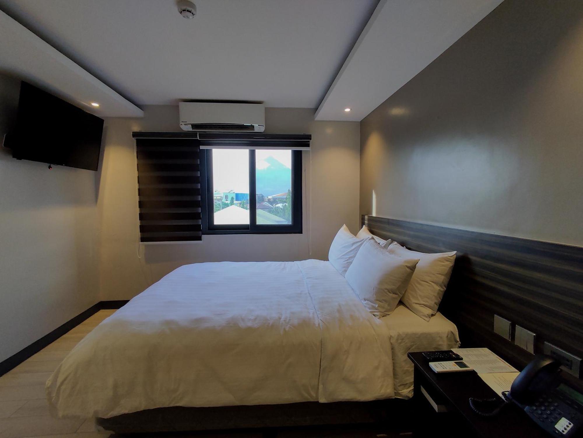 לגאזפי Hotel Inigo מראה חיצוני תמונה