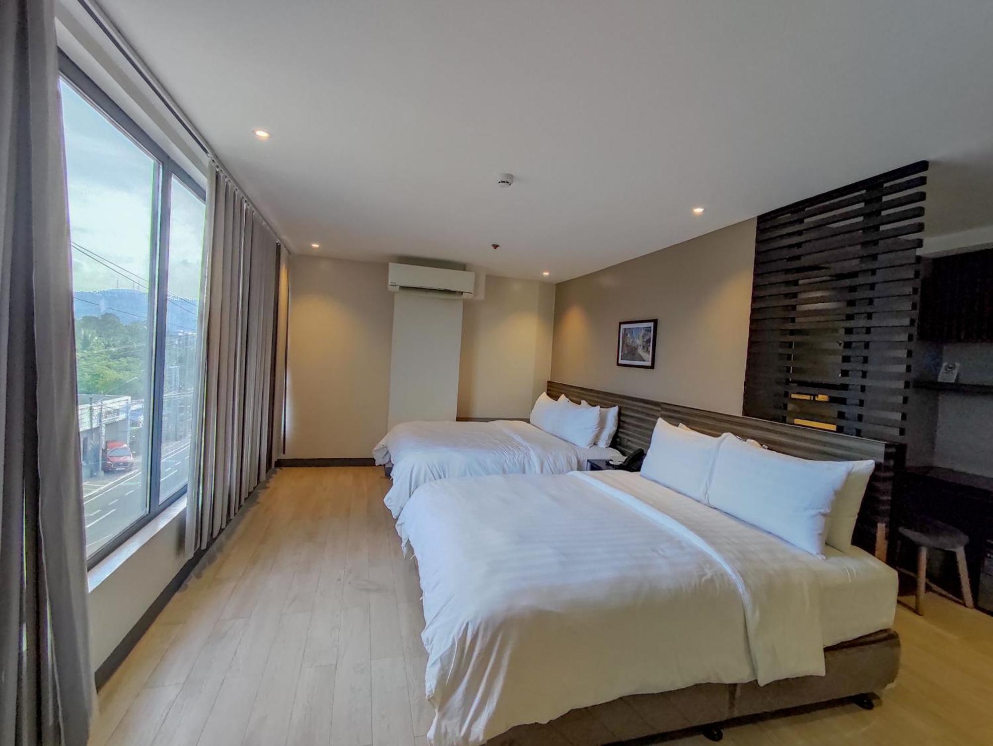 לגאזפי Hotel Inigo מראה חיצוני תמונה